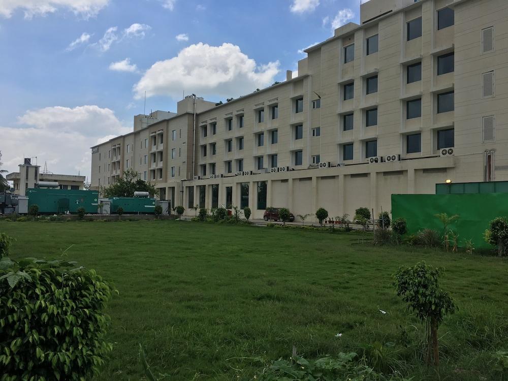 Oaks Bodhgaya Hotell Exteriör bild